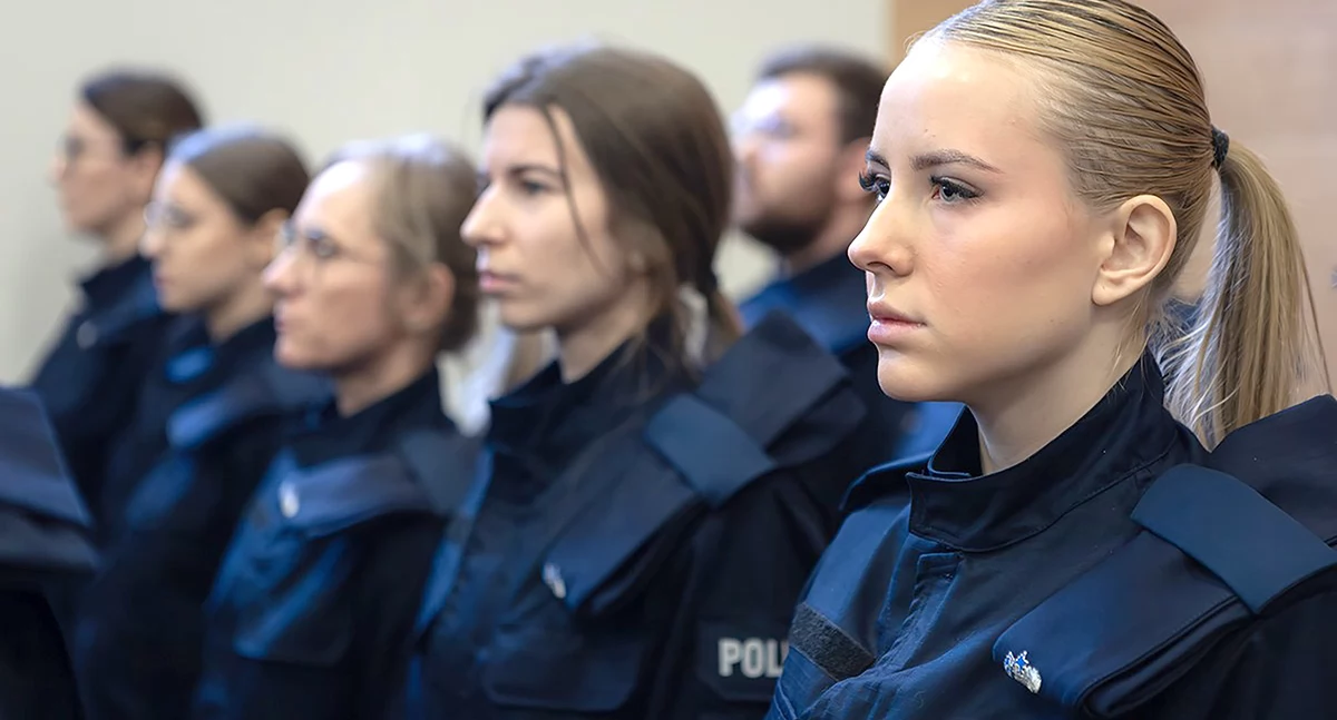 Ponad 6 tysięcy na rękę w Policji robi robotę