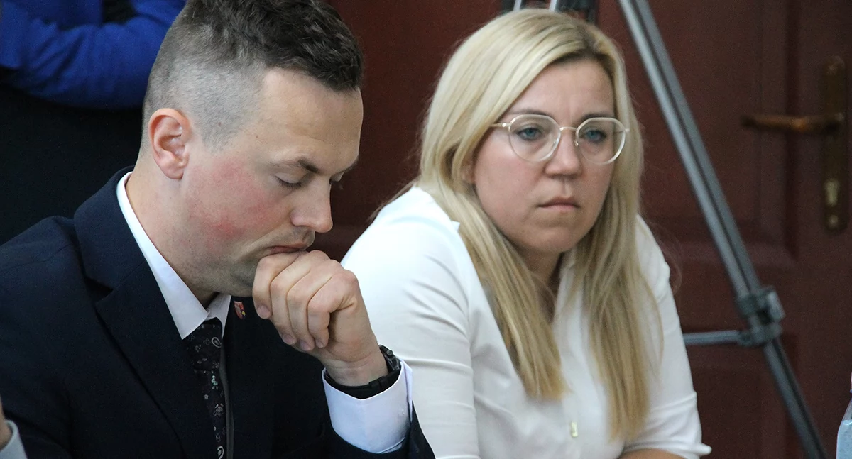 Zatrudniła do pracy w szpitalu członkinię komisji konkursowej