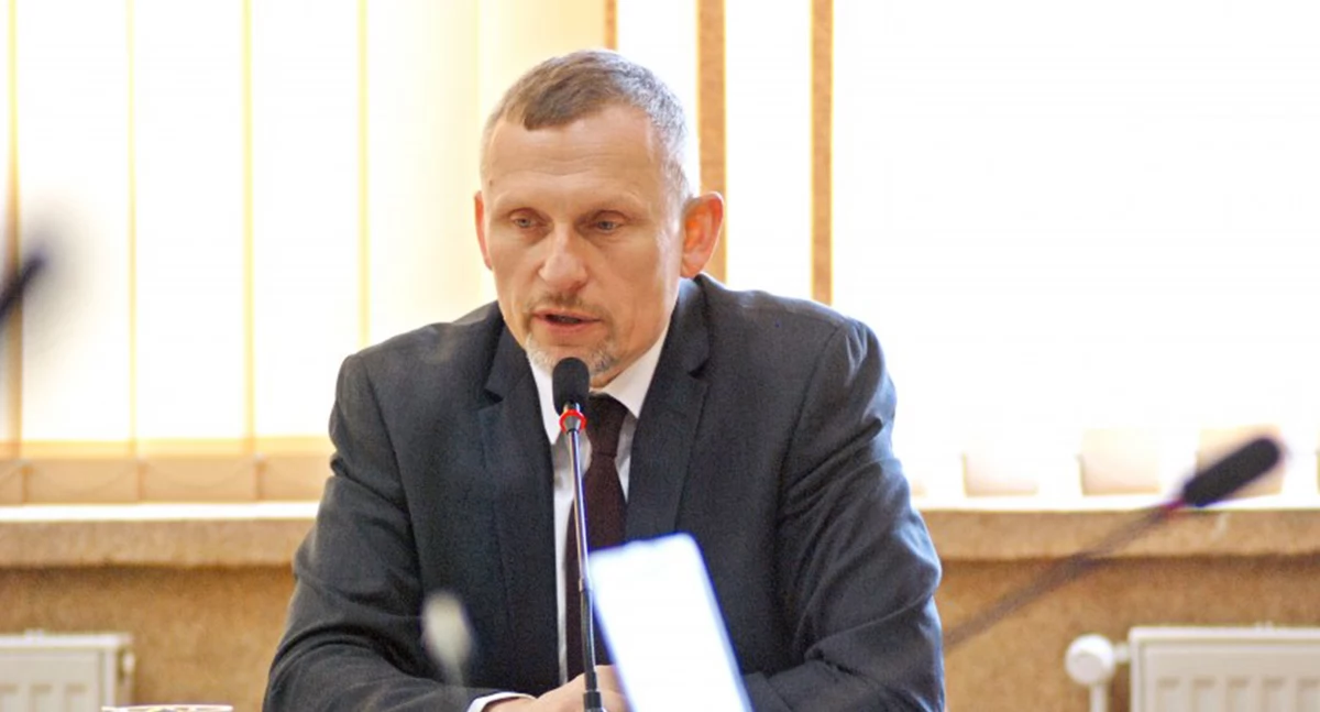 Kurator oświaty przeciwny likwidacji szkół w Sławianowie i Górznej