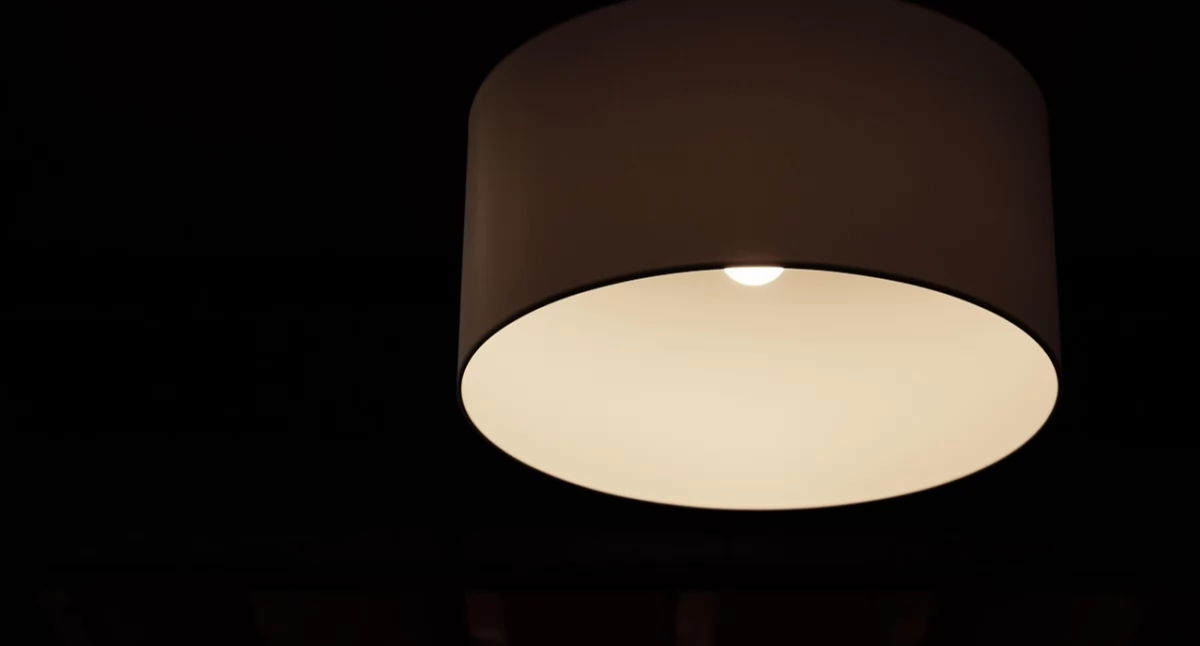 Lampy sufitowe – kluczowy element każdego wnętrza