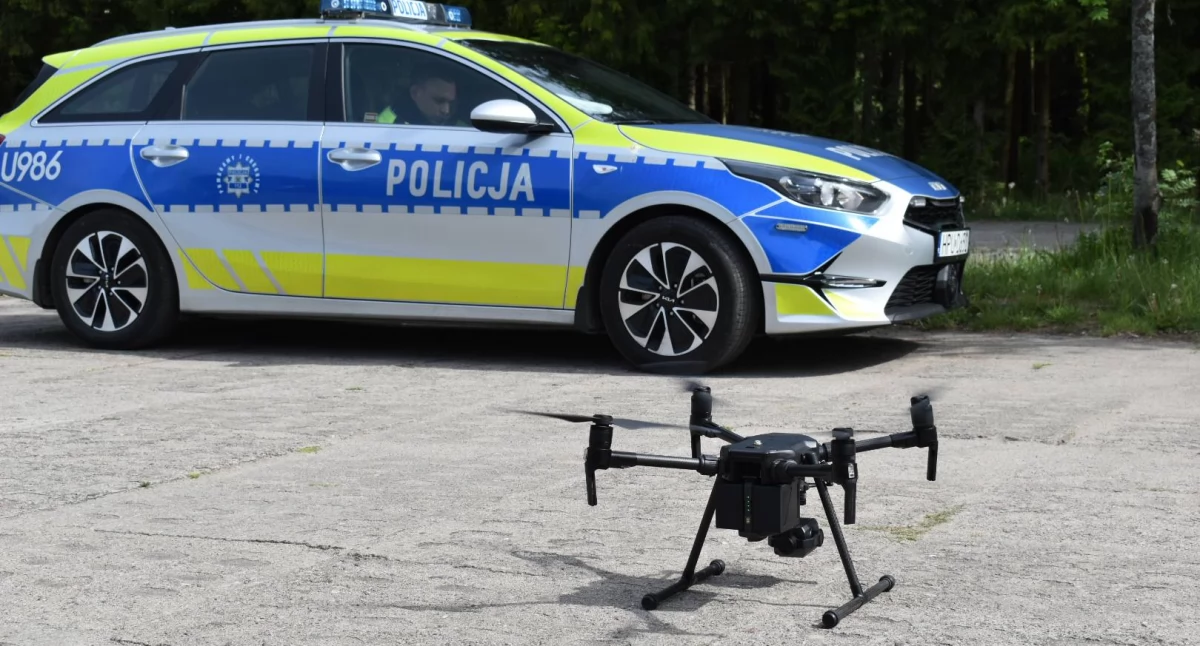 Policyjny dron nad Złotowem. Policja z Poznania kontroluje ruch drogowy z powietrza!