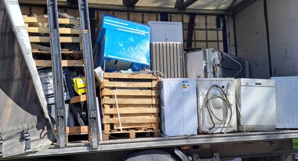 OSP Augustowo/Głubczyn zbiera elektrośmieci. Dochód wesprze remont garażu