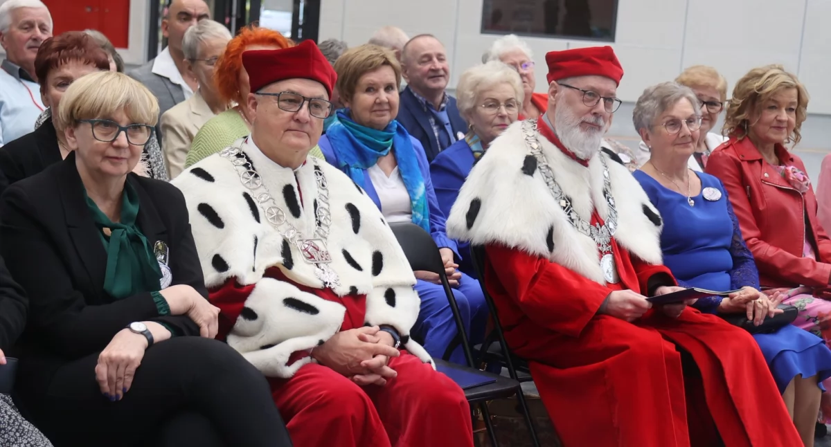 15 lat Złotowskiego Uniwersytetu Trzeciego Wieku – wielkie święto z sercem i akordeonem!