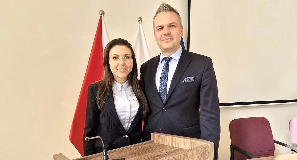 Halo, tu hipokryzja? Agnieszka Jęsiek-Barabasz w nowej roli