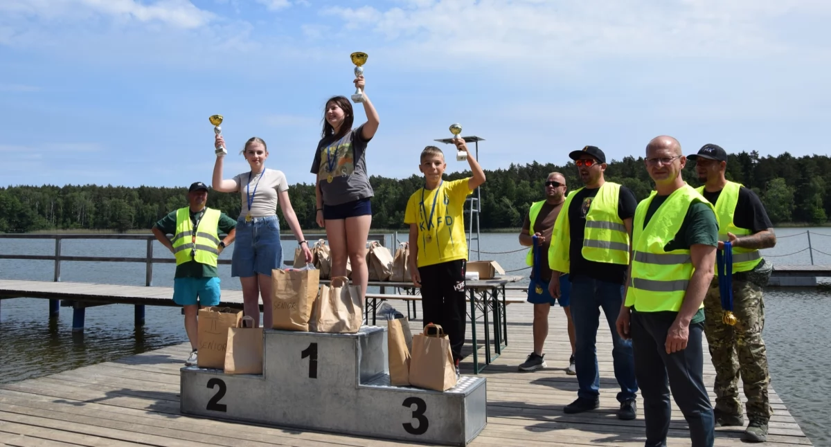 Martyna i Hanna na podium. Wędkarskie zmagania dzieci w Jastrowiu