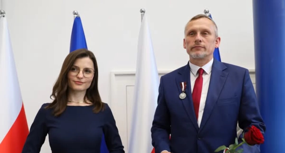 Wójt Piotr Lach odznaczony za zasługi dla samorządu