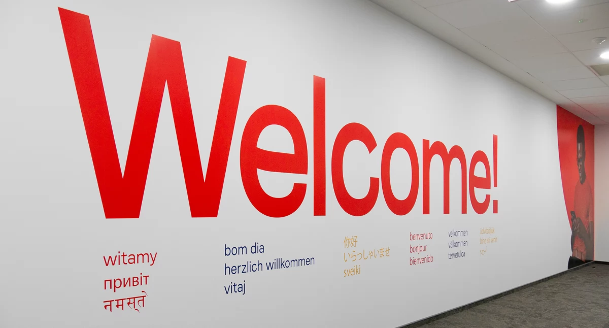 Reklama, która się opłaca. Jaką formę wybrać – plandeka, billboard czy szyld?
