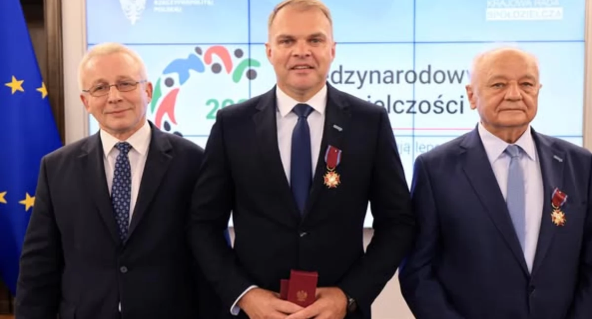Złotów ma powód do dumy. Julian Brewka z wysokim odznaczeniem państwowym