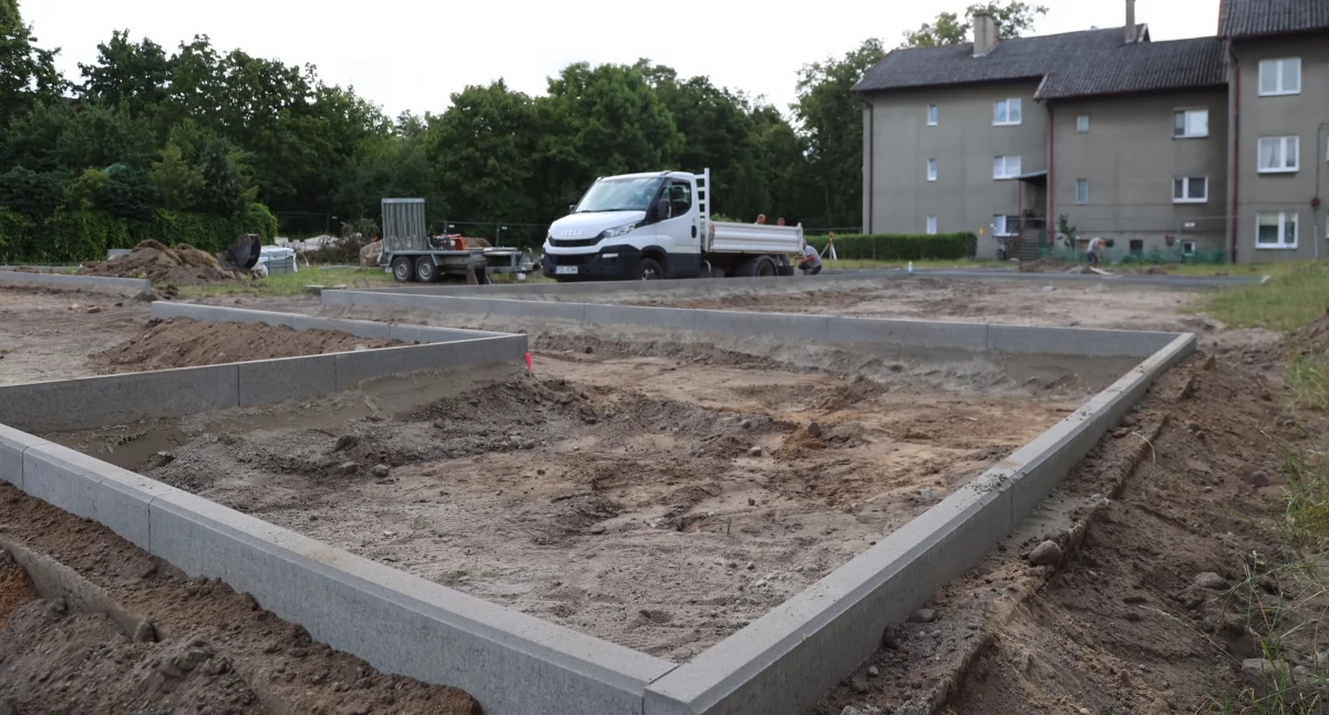 [WIDEO] Prace rozpoczęte. Teren przy ul. Dwór Złotowski zmienia swoje oblicze