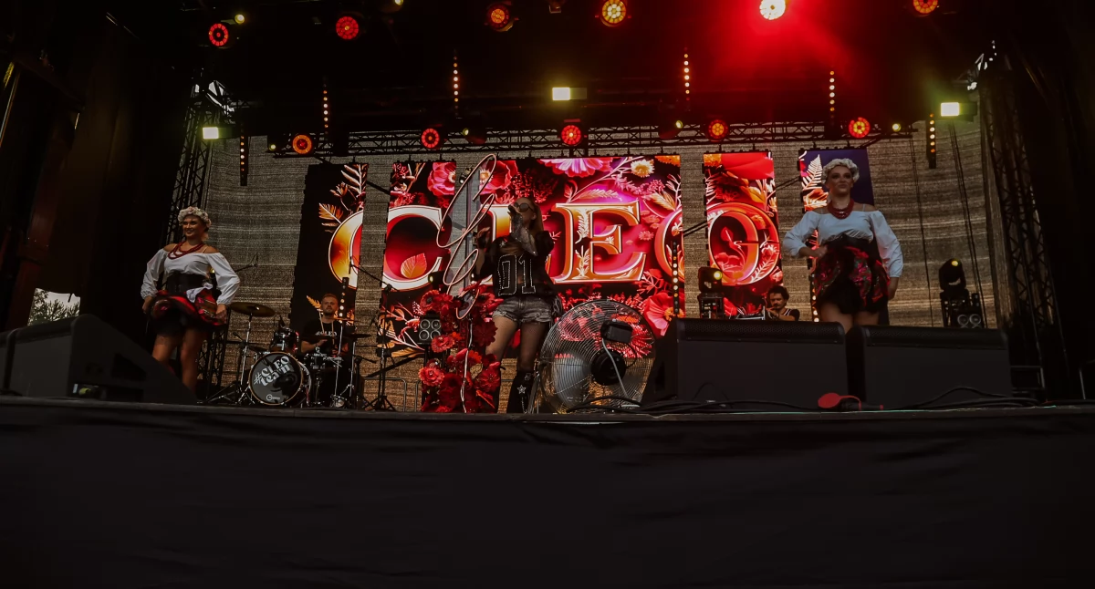 [WIDEO] Drugi dzień Arena Festiwalu w Jastrowiu. Cleo i Defis porwali publiczność