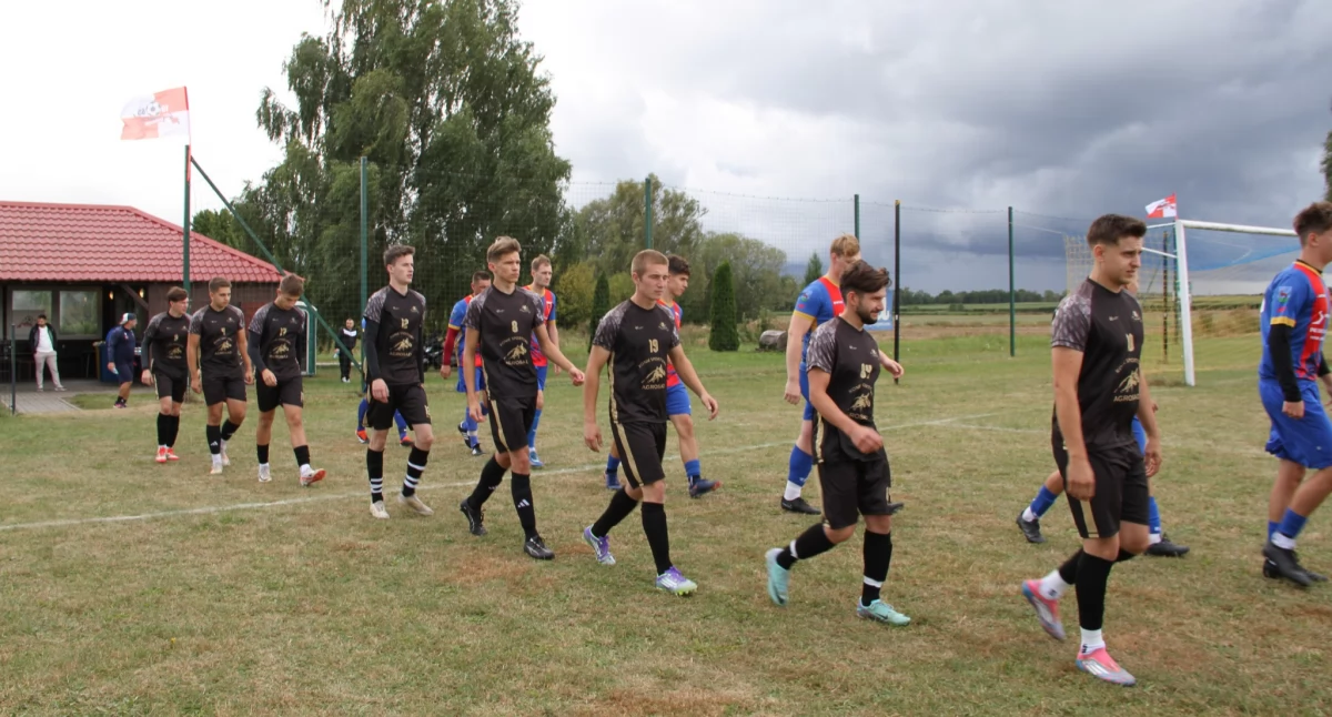 Futbolowe szaleństwo w Jastrowiu. Dawid Ratajczyk show!