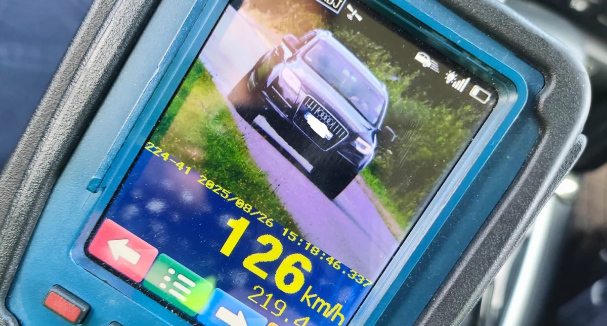 Błyskawiczna jazda, szybka kara. 39-latek bez prawa jazdy