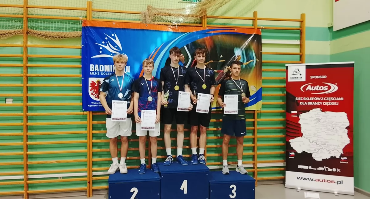 Reprezentanci UKS Kometka Jastrowie na Krajowym Turnieju Badmintona