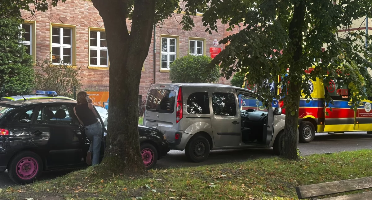 Nie zachowała odstępu. Zakończyło się na mandacie