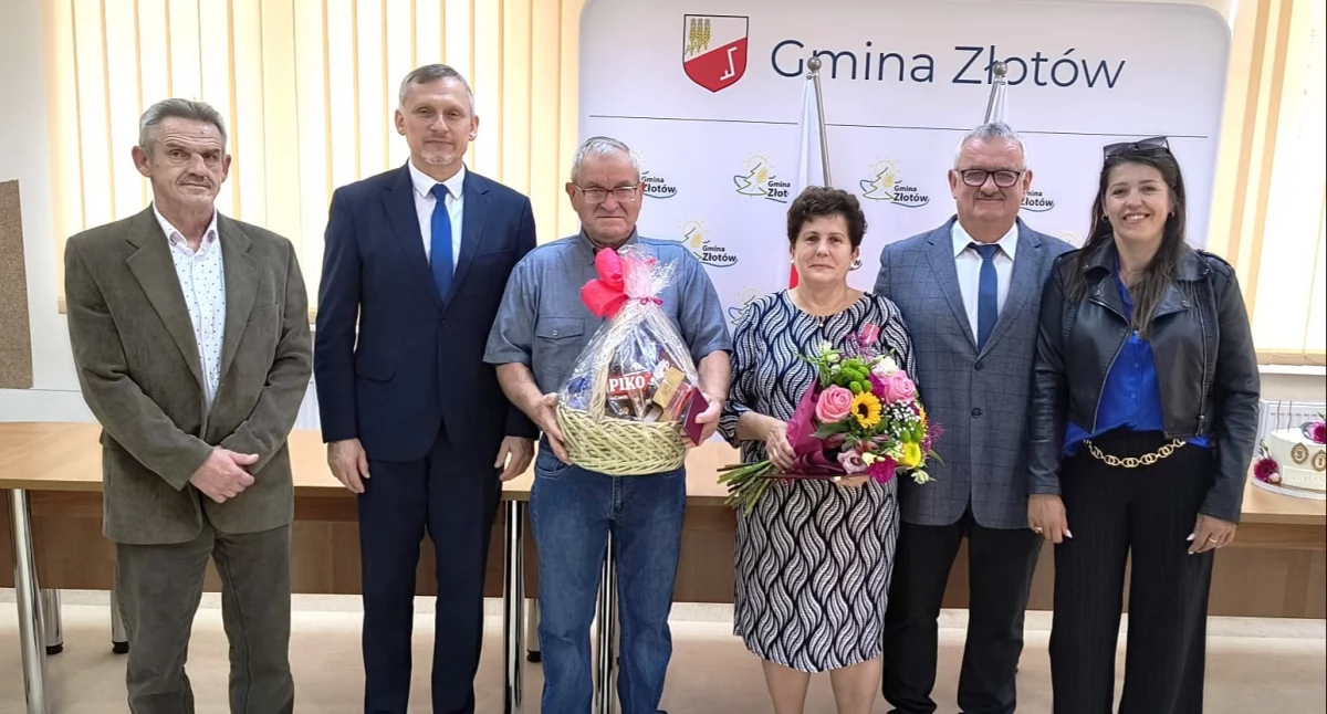 Państwo Halina i Józef Pać z Wąsosza uhonorowani medalami za długoletnie pożycie małżeńskie