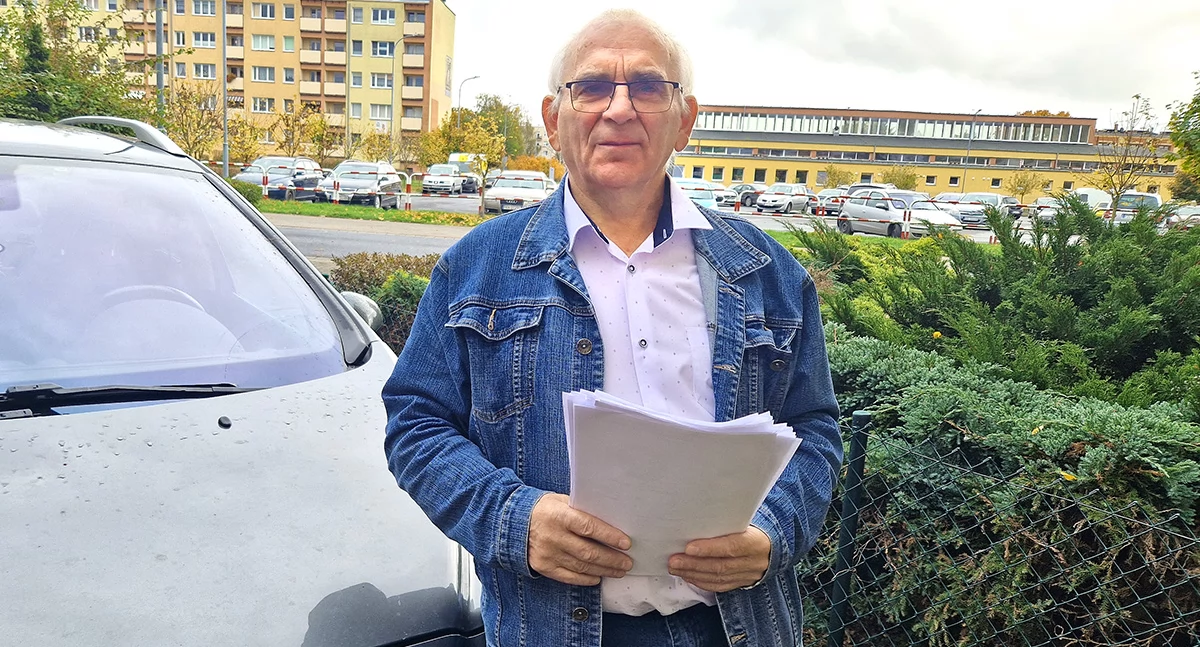 Żona radnego potwierdza: jej mąż Tomasz Kopinke przebywa w Świętej!