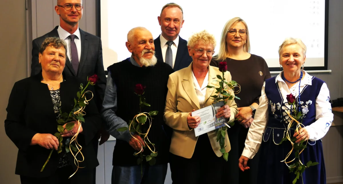„Krajniacy” z Lipki uhonorowani podczas sesji Rady Gminy