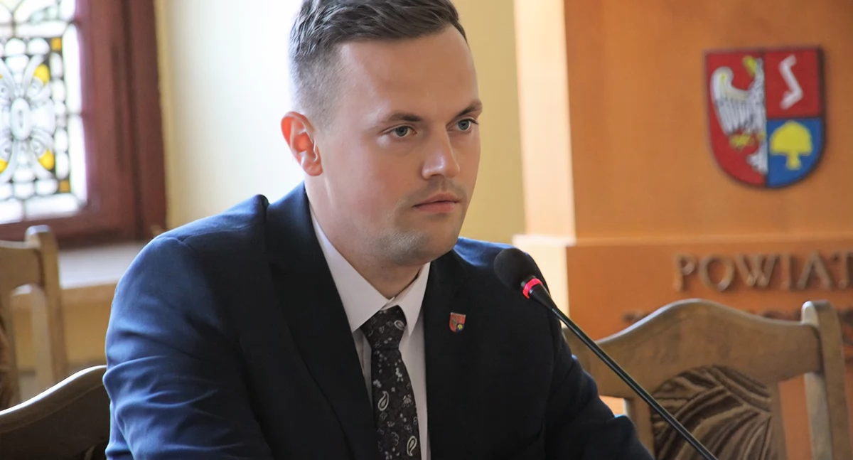 Co szkodzi staroście Wrukowi obiecać pół miliarda!? 