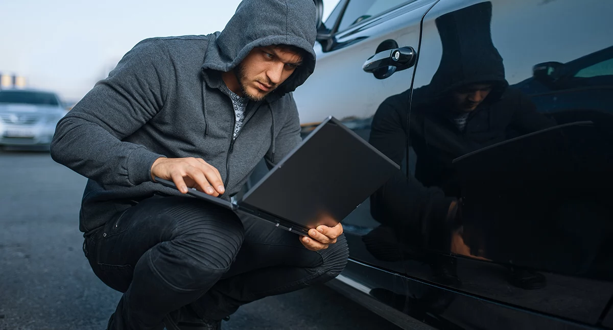Ten sam schemat, ta sama miejscowość. Policja bada kolejną kradzież luksusowego SUV-a