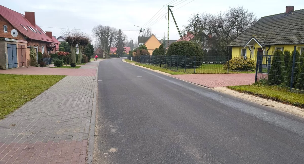 Zakończono remont drogi i budowę chodnika w Kleszczynie