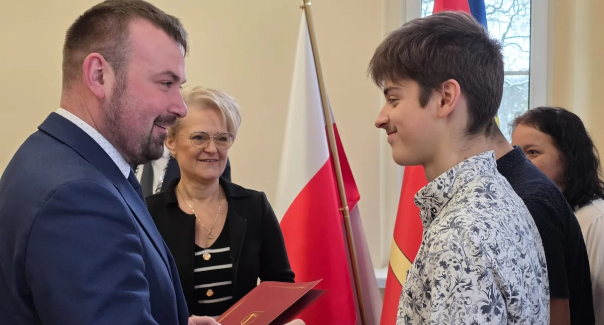 Fizyka na medal. Duży sukces uczniów z Krajenki