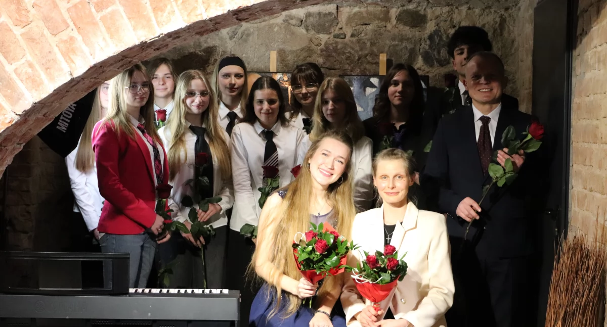 „Pod krawatem” – poetyckie spotkanie z okazji 80-lecia I LO