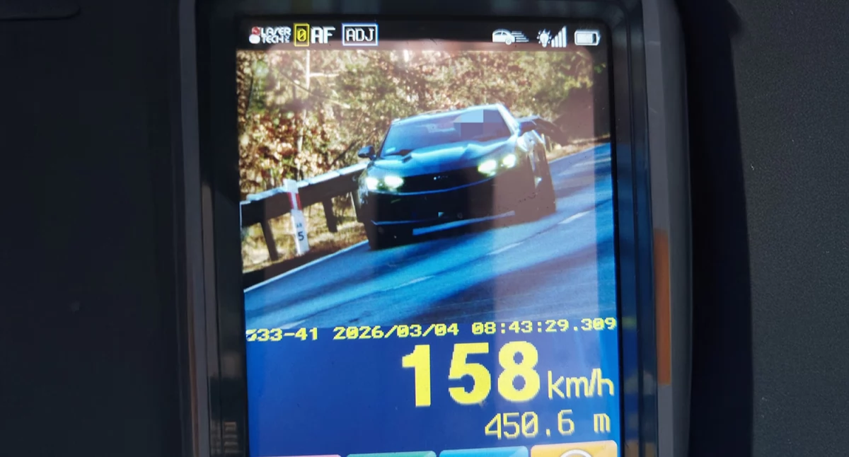 Pędziła o 68 km/h za szybko. Straciła prawo jazdy 