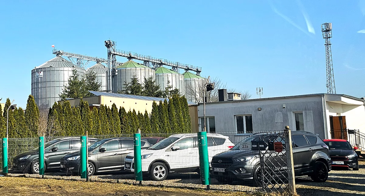 Cyfrowa telewizja znika za zbożowymi silosami? Mieszkańcy mają problem