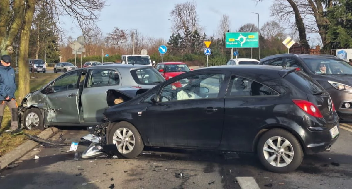 [WIDEO] Nie ustąpiła pierwszeństwa i spowodowała kolizję