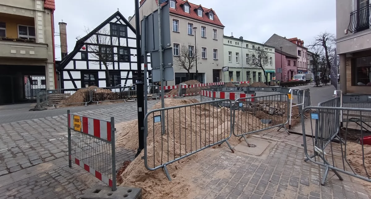 [WIDEO] Rozkopane centrum Złotowa. Sprawdź, gdzie nie przejedziesz 