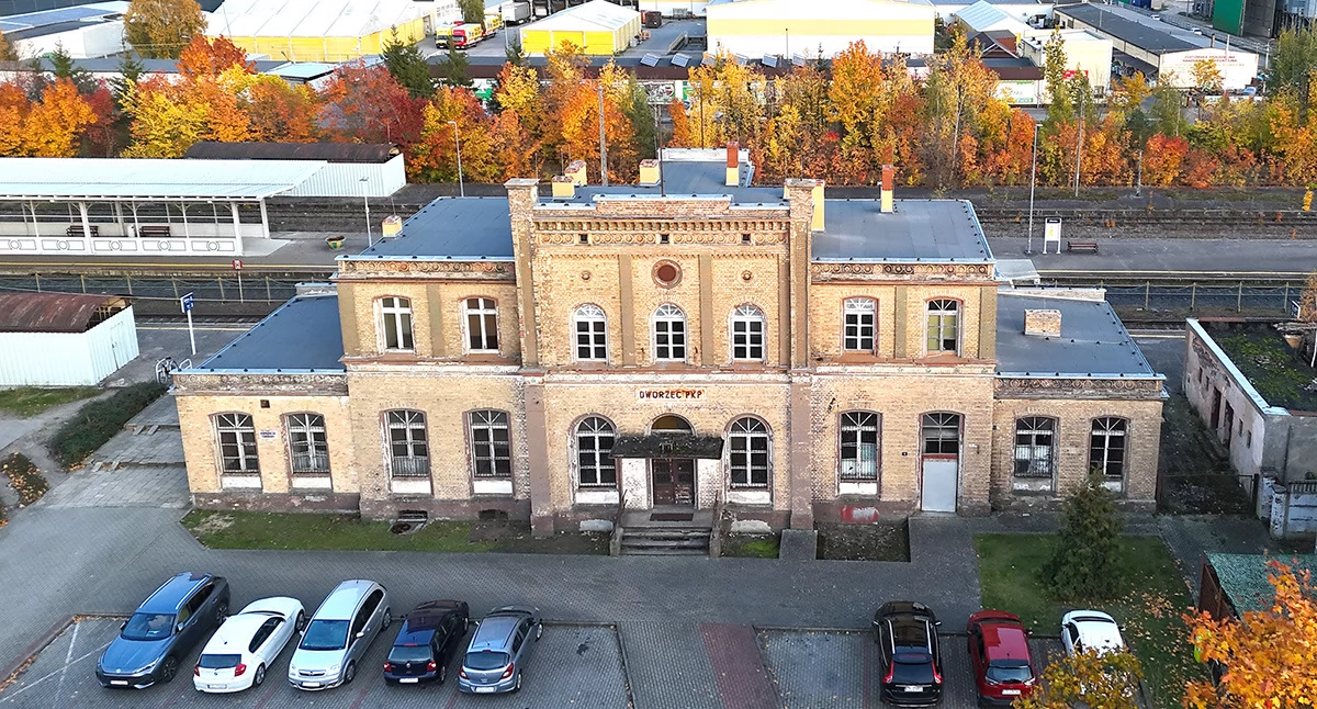 Dworzec kolejowy w Złotowie musi poczekać na remont