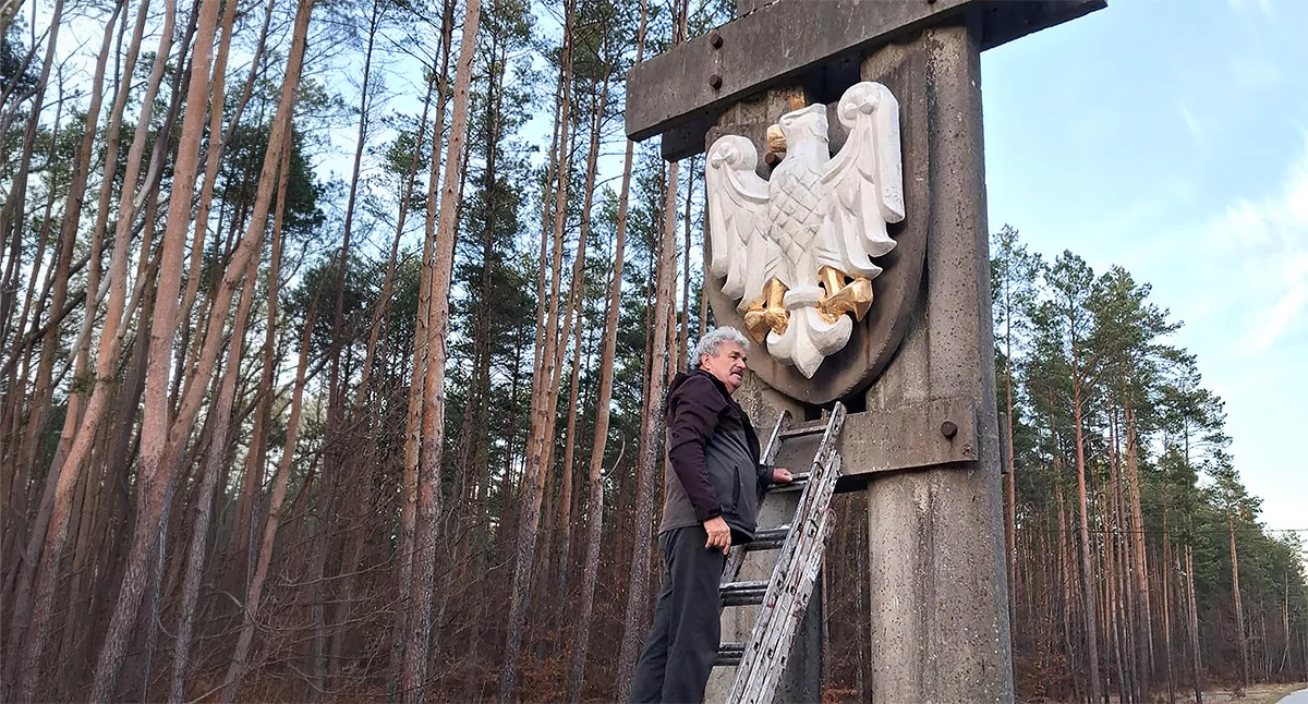 Kurz na żołnierzach – Marek Zaleski wziął pędzel i ruszył na ratunek pamięci