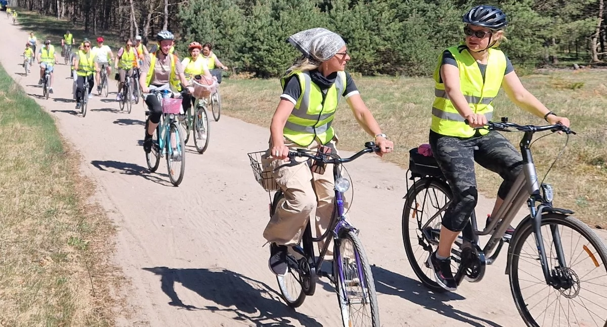 Rajd rowerowy w Starej Wiśniewce. Blisko 100 osób wsiadło na rowery! 