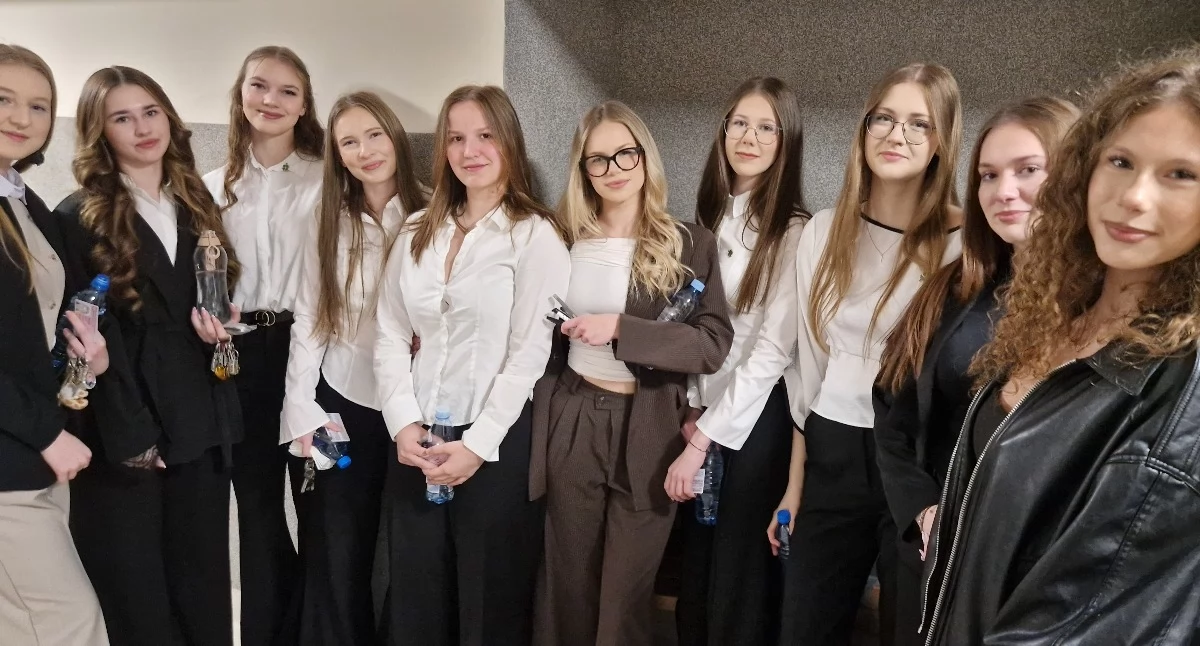 [WIDEO] Matury 2026 wystartowały. Spokój zamiast stresu w ILO w Złotowie
