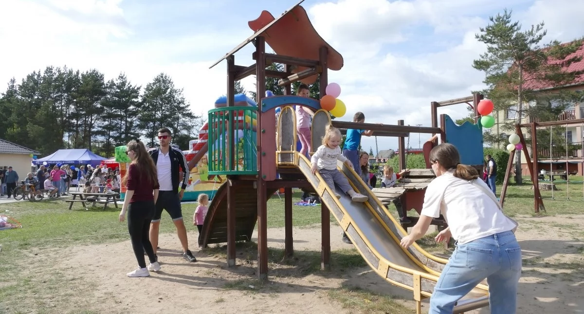 Dmuchańce, występy i rodzinne konkurencje. Tak bawiono się w Zakrzewie