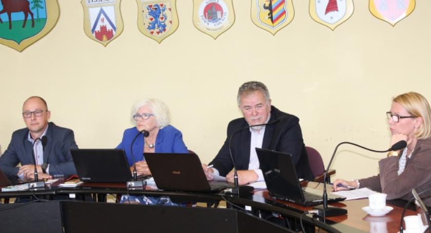 Miasto się zrehabilituje i odbuduje nieckę w pływalni