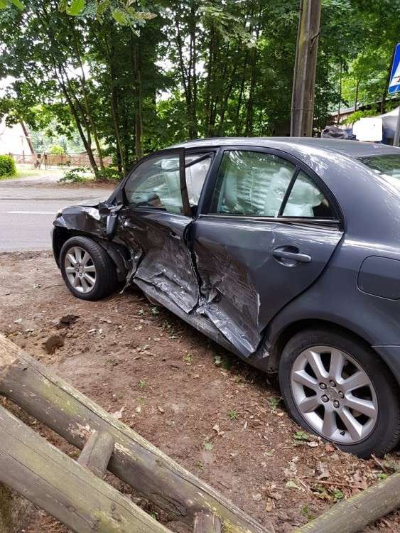 Wypadek przy ul. Partyzantów w Złotowie. Rannych zabrano do szpitala