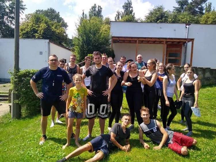Uczniowie II LO w Złotowie na obozie sprawnościowym w Kiekrzu
