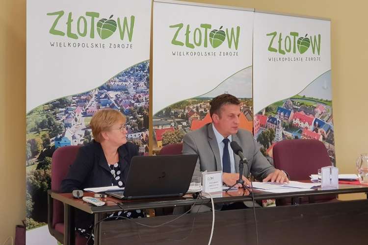 Konferencja prasowa w urzędzie miejskim w Złotowie