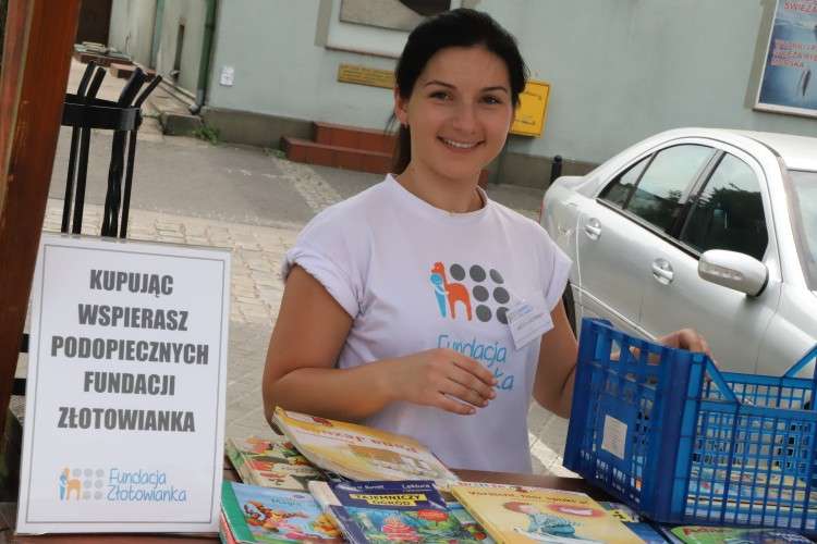 Pchli targ z Fundacją Złotowianka