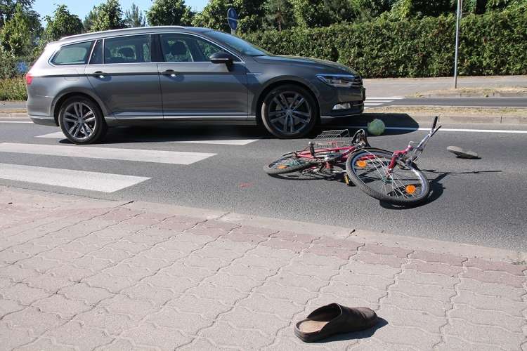 Rowerzysta zabrany do szpitala FOTO+WIDEO [Aktualizacja]