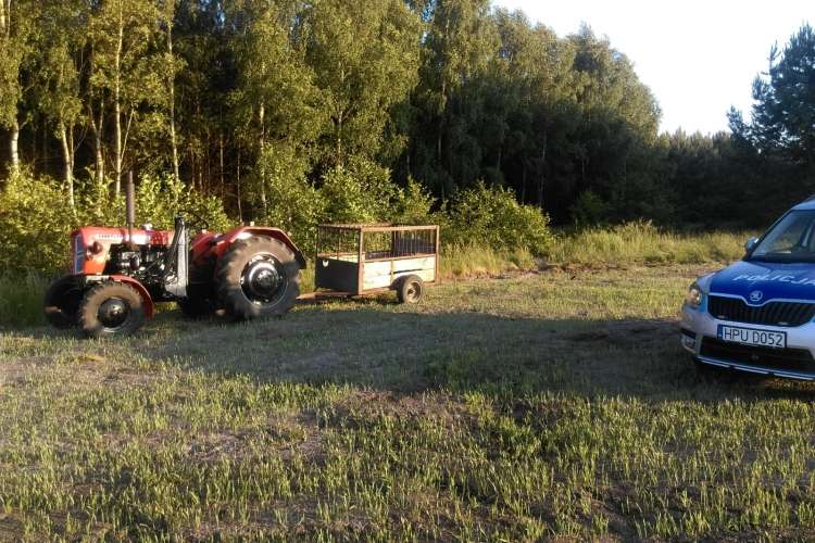 Pijany uciekał ciągnikiem przed policją