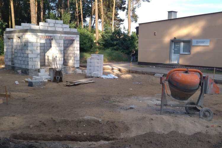 Trwa budowa targowiska w Zakrzewie