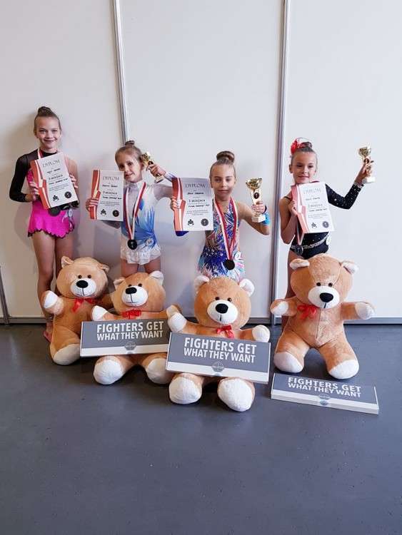 Podopieczne szkoły tańca Top Toys na podium VIII Mistrzostw Polski Dzieci w Fitness