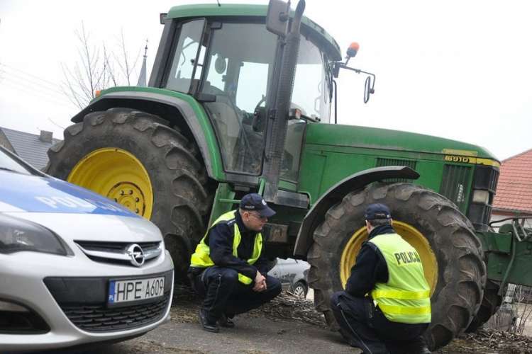 Wypadek śmiertelny podczas przewożenia drewna