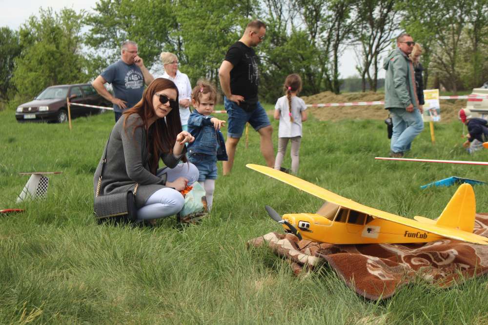 Piknik Modelarski w Płoskowie