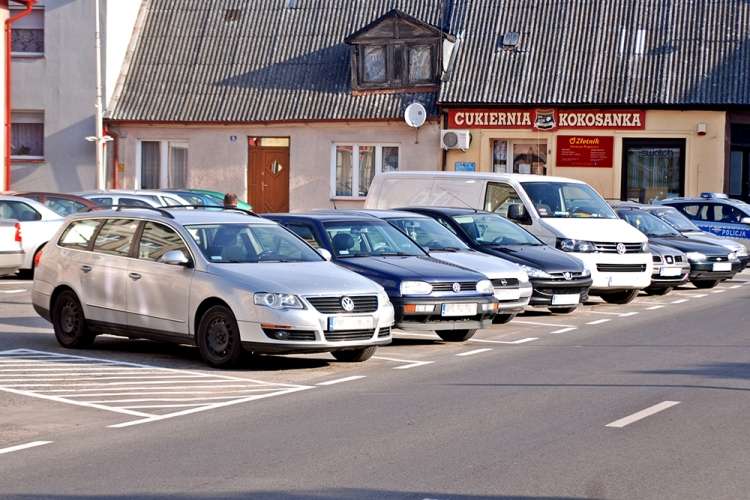 Najpierw parking. Później parkometr