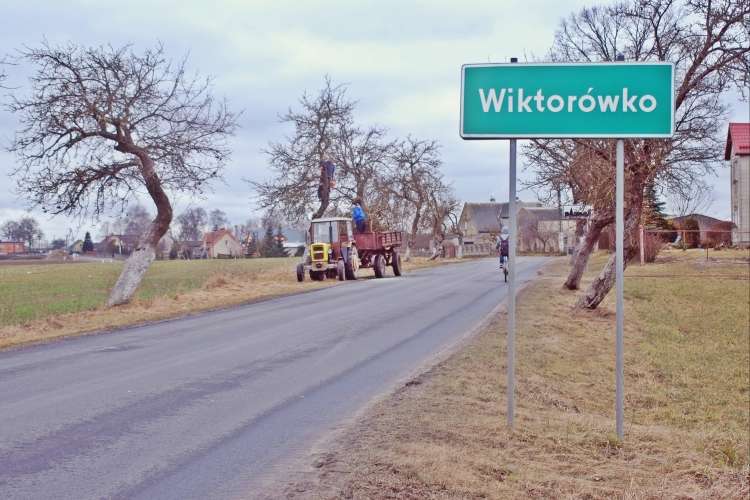 Ścieżka rowerowa do Wiktorówka?