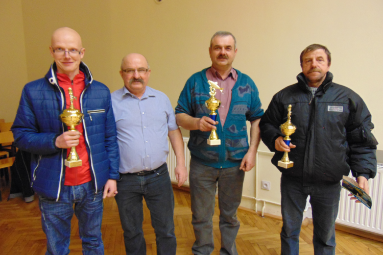 Wędkarze z Koła  PZW „Tarnovia
