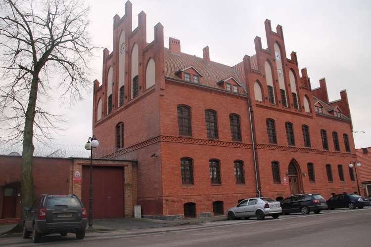 Prokuratura i IPN próbują ustalić, kogo to szczątki